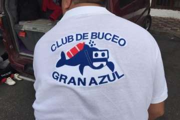 La limpieza de fondos marinos de La Garita 'rueda' con éxito (Foto TA)